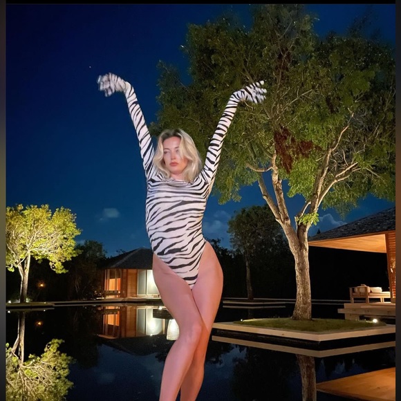 Miscreants London Cleo Body bodysuit in Zebra - Picture 2 of 3